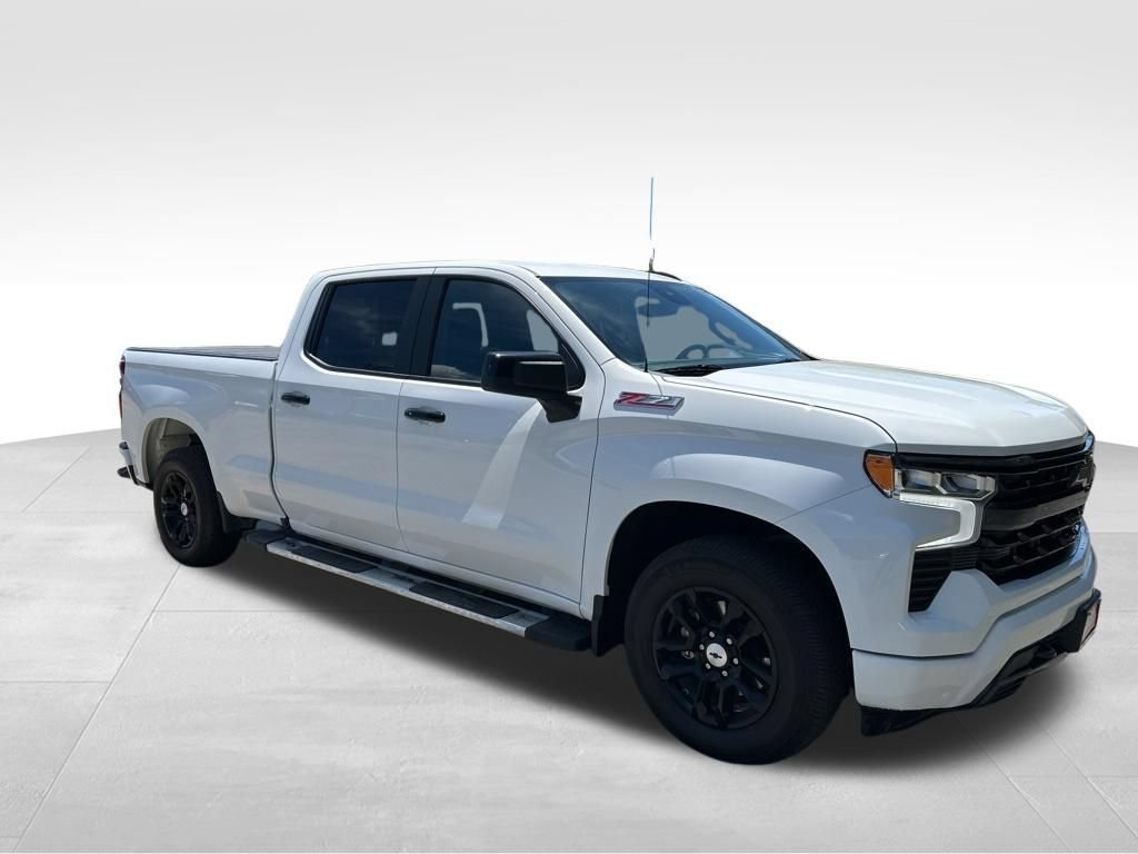 Used 2023 Chevrolet Silverado 1500 RST w/ Z71 Off-Road Package AWD/4WD image 7