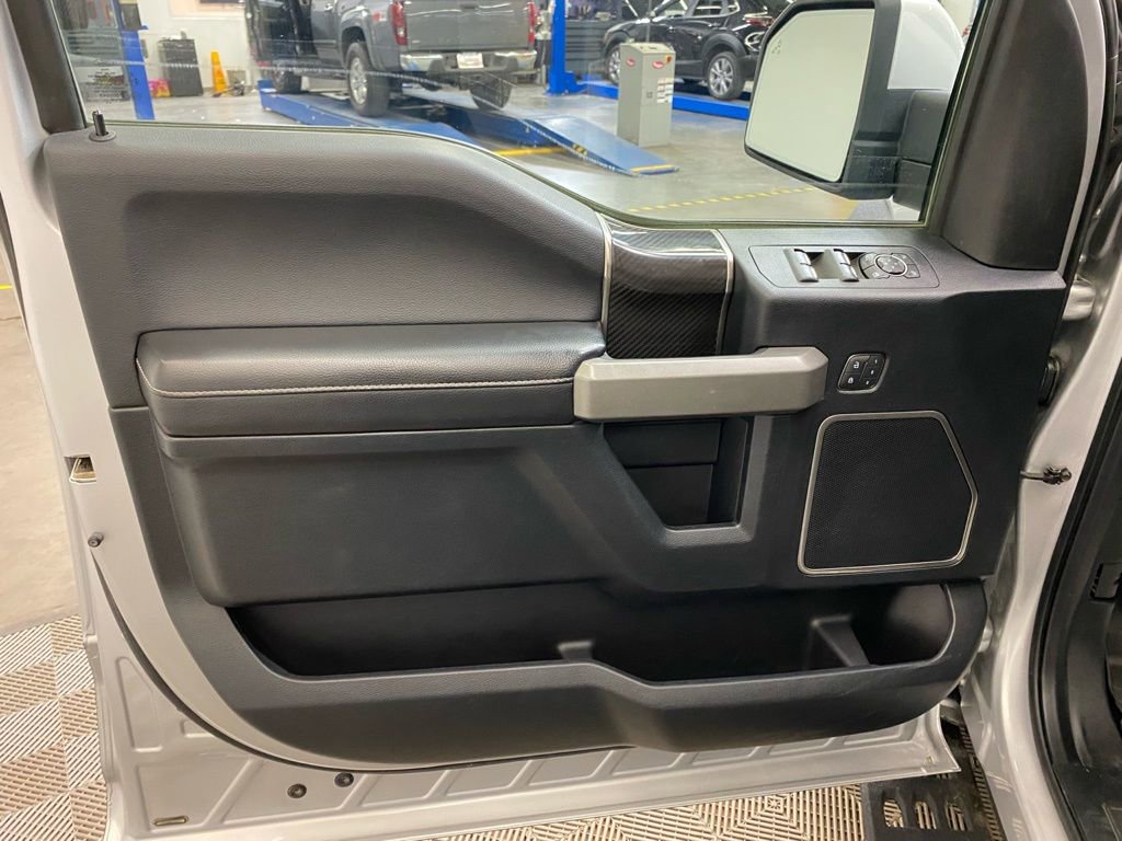 Used 2018 Ford F150 Raptor w/ Equipment Group 802A Luxury image 11