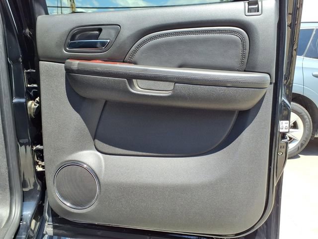 Used 2012 Cadillac Escalade EXT Luxury AWD/4WD image 25