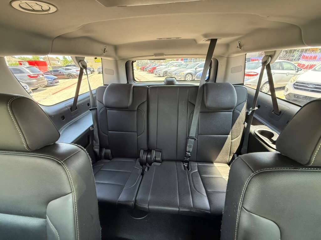 Used 2019 Chevrolet Suburban Premier RWD image 30