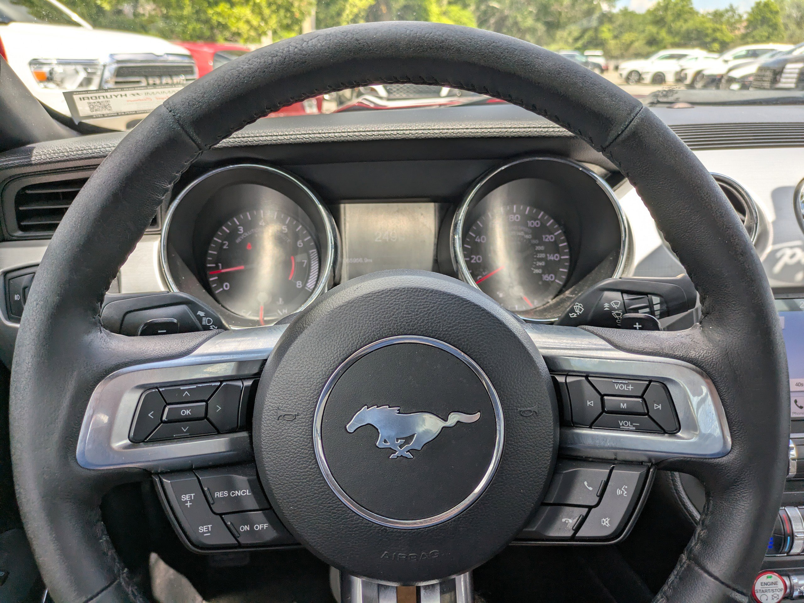 Used 2017 Ford Mustang Premium RWD image 27