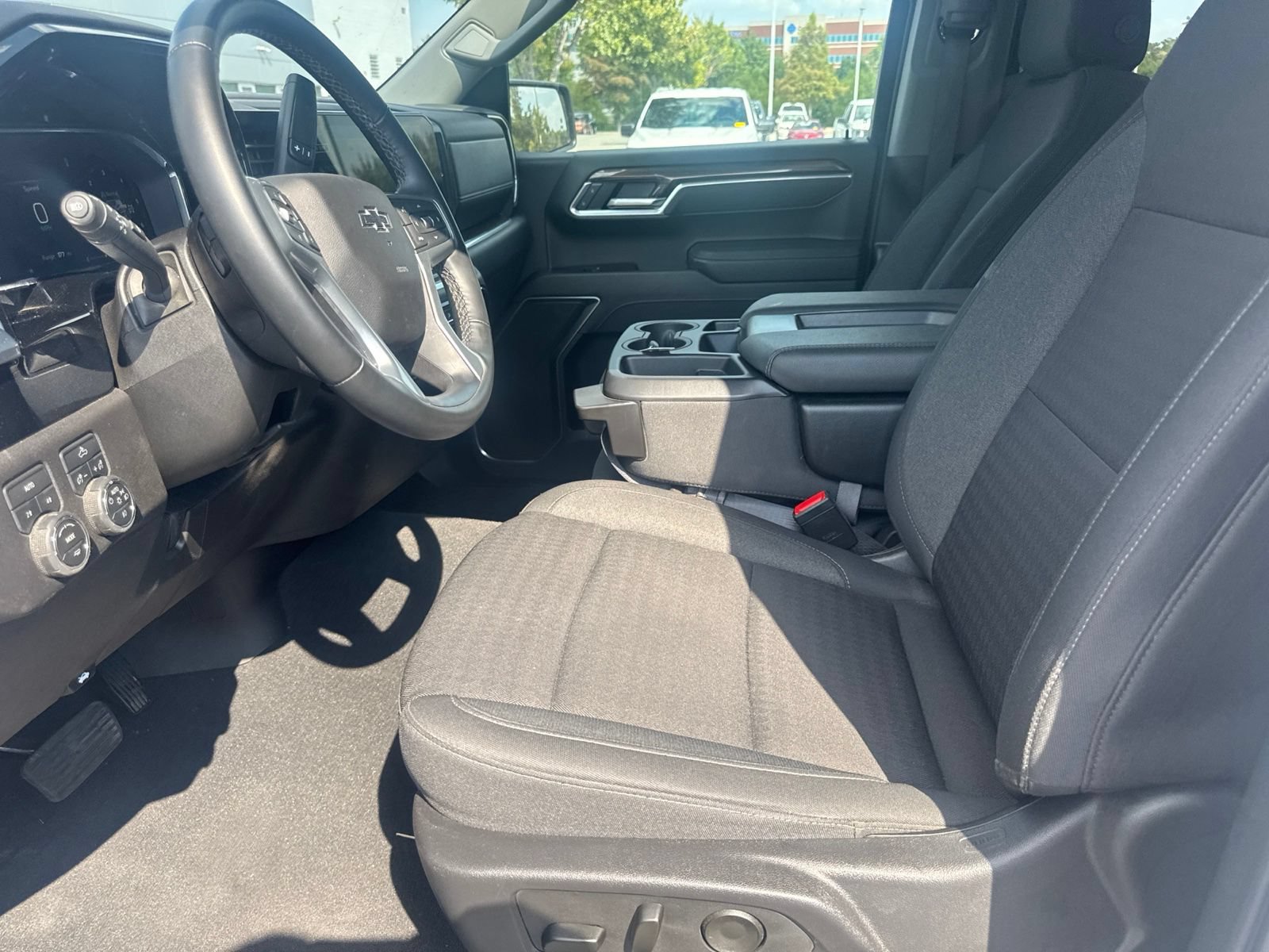 Used 2026 Chevrolet Silverado 1500 RST AWD/4WD image 12