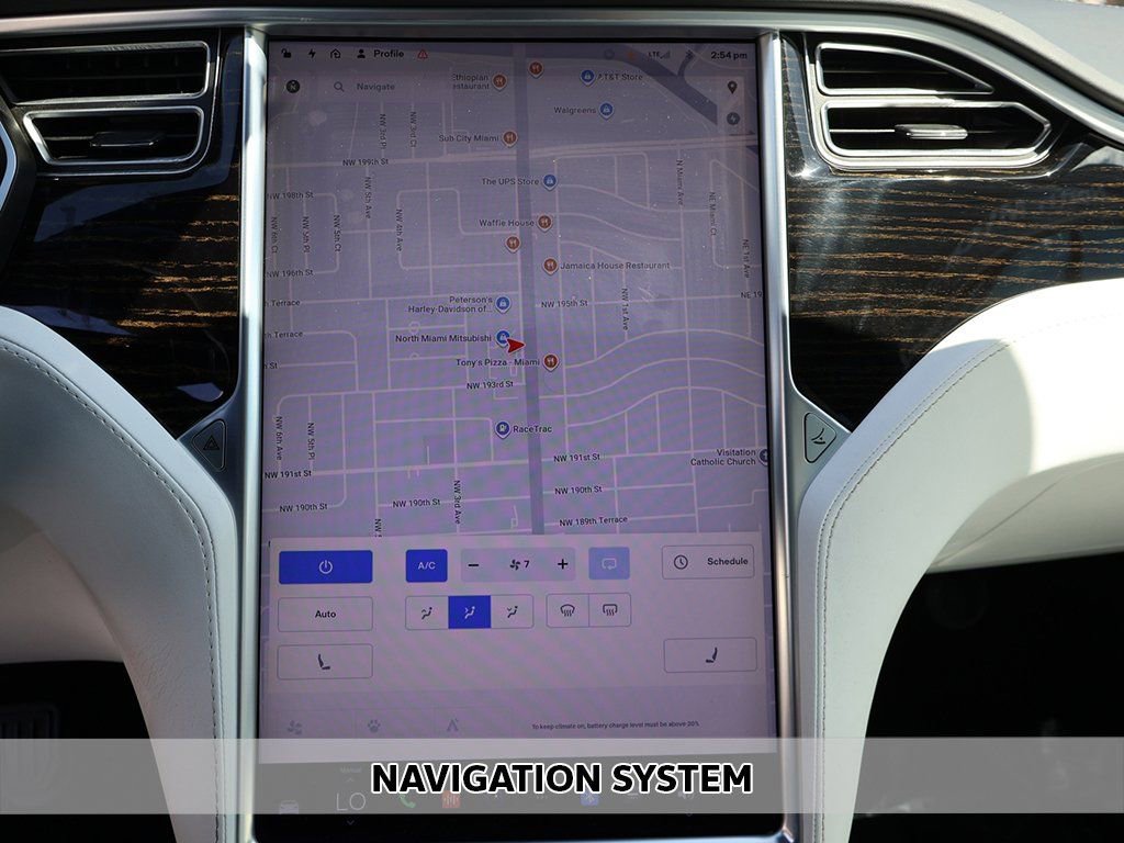 Used 2017 Tesla Model S 75 image 4