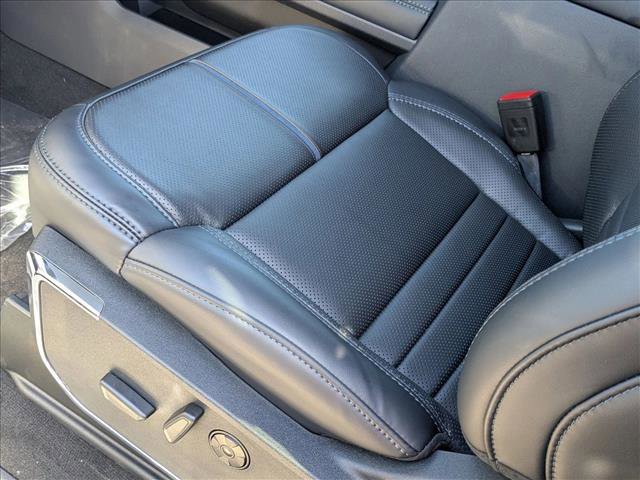 New 2026 Ford F250 Platinum image 4