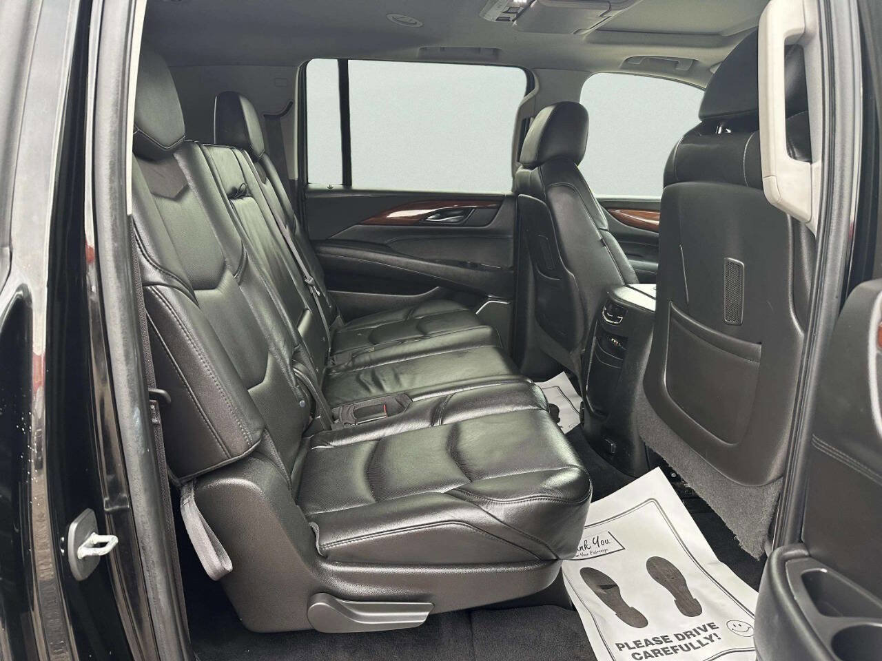 Used 2016 Cadillac Escalade ESV Luxury AWD/4WD image 17