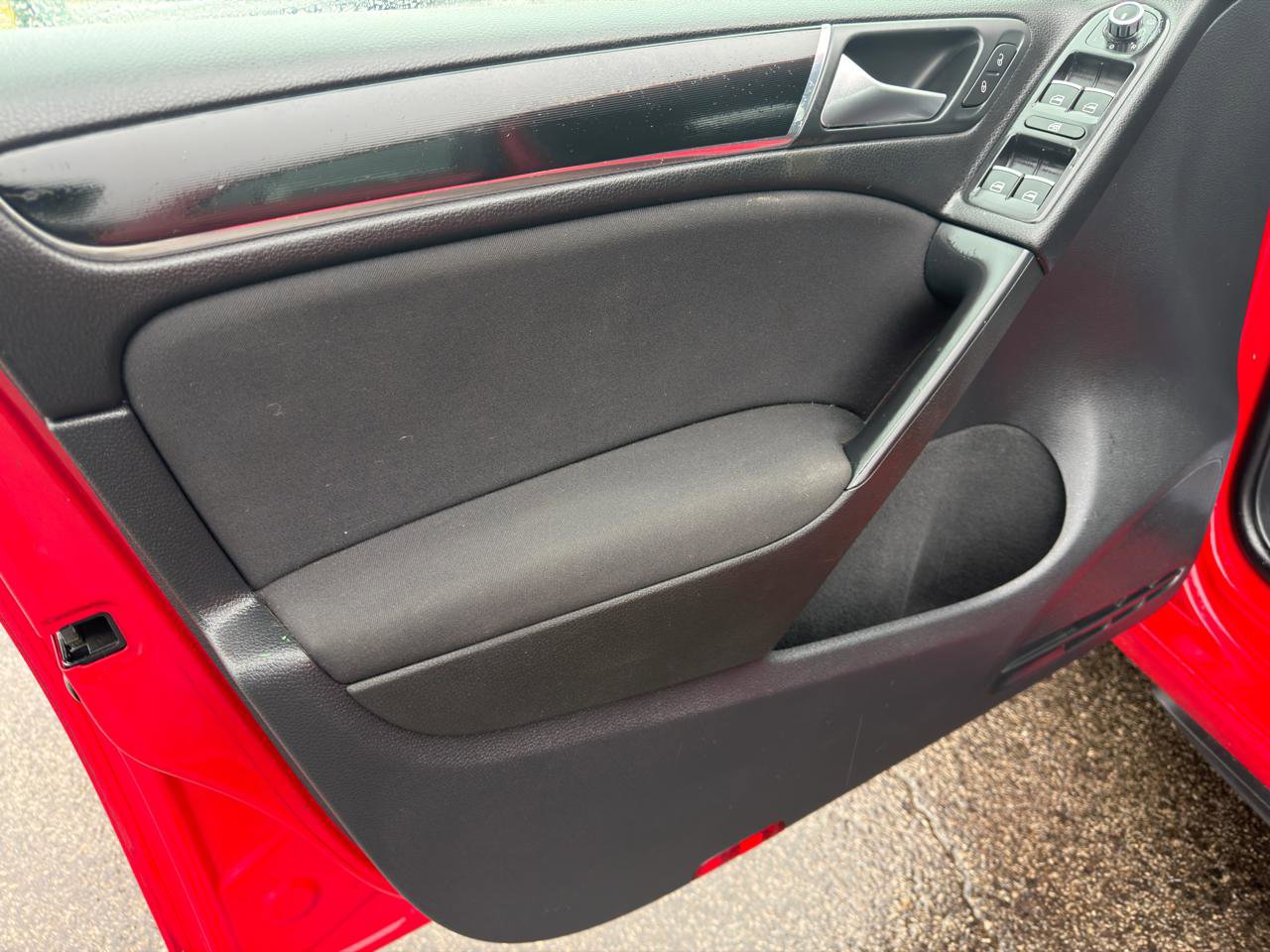 Used 2013 Volkswagen GTI 4-Door FWD image 19