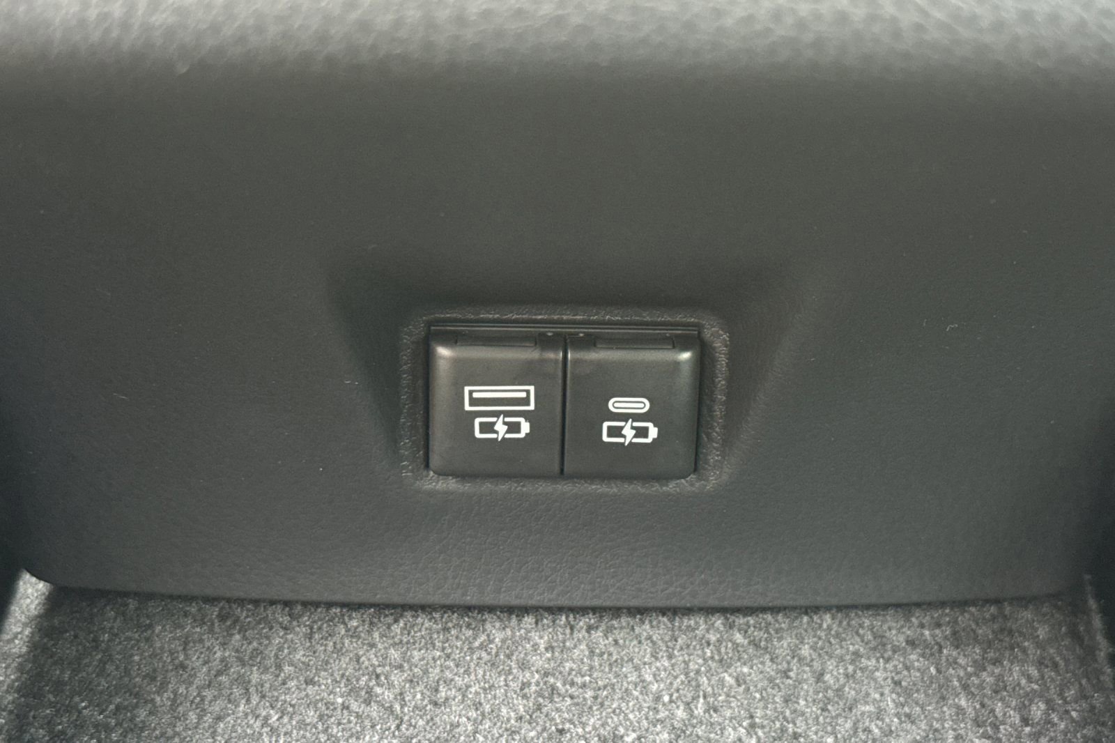 New 2026 Toyota Camry SE image 14