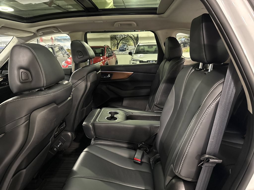 Used 2022 Acura MDX SH-AWD w/ Technology Package image 22