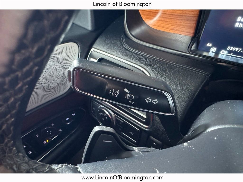Used 2019 Lincoln Navigator Reserve AWD/4WD image 40