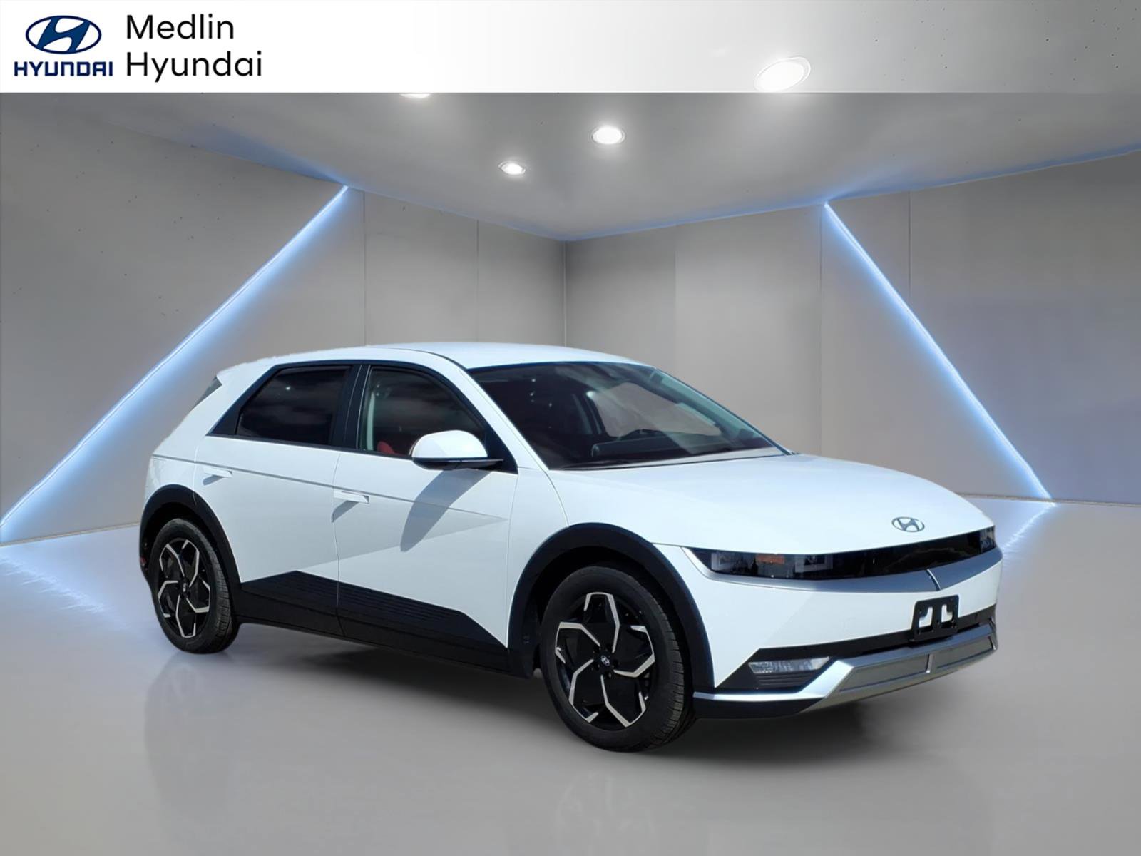 Used 2024 Hyundai Ioniq 5 SEL image 1