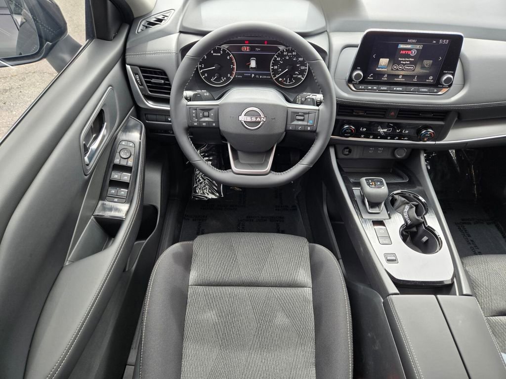 New 2026 Nissan Rogue SV FWD image 8