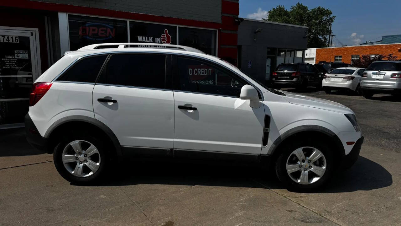 Used 2015 Chevrolet Captiva Sport LS FWD image 4