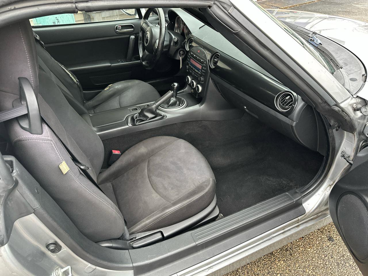 Used 2015 MAZDA MX-5 Miata Sport image 14