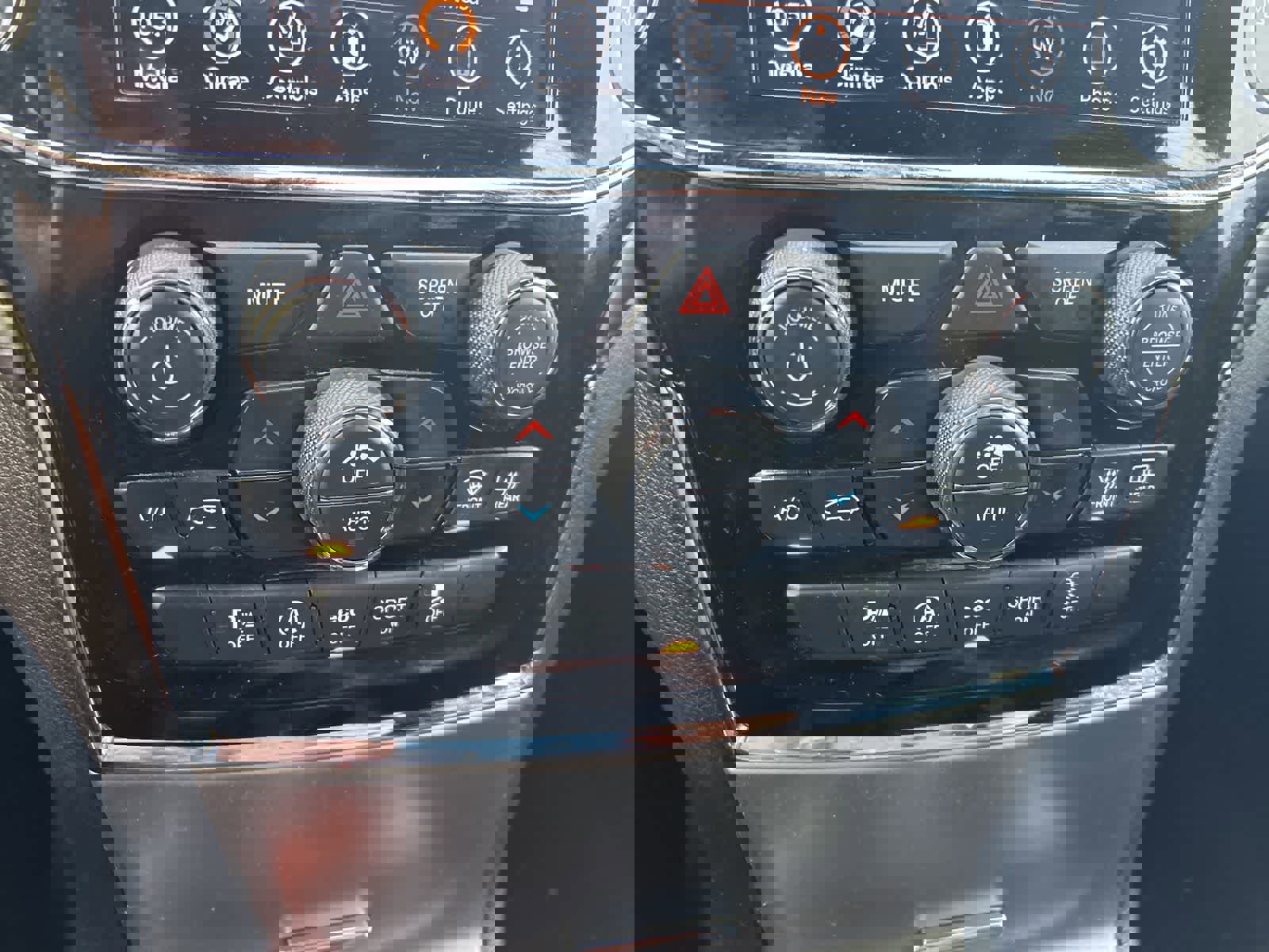 Used 2021 Jeep Grand Cherokee Laredo X image 33