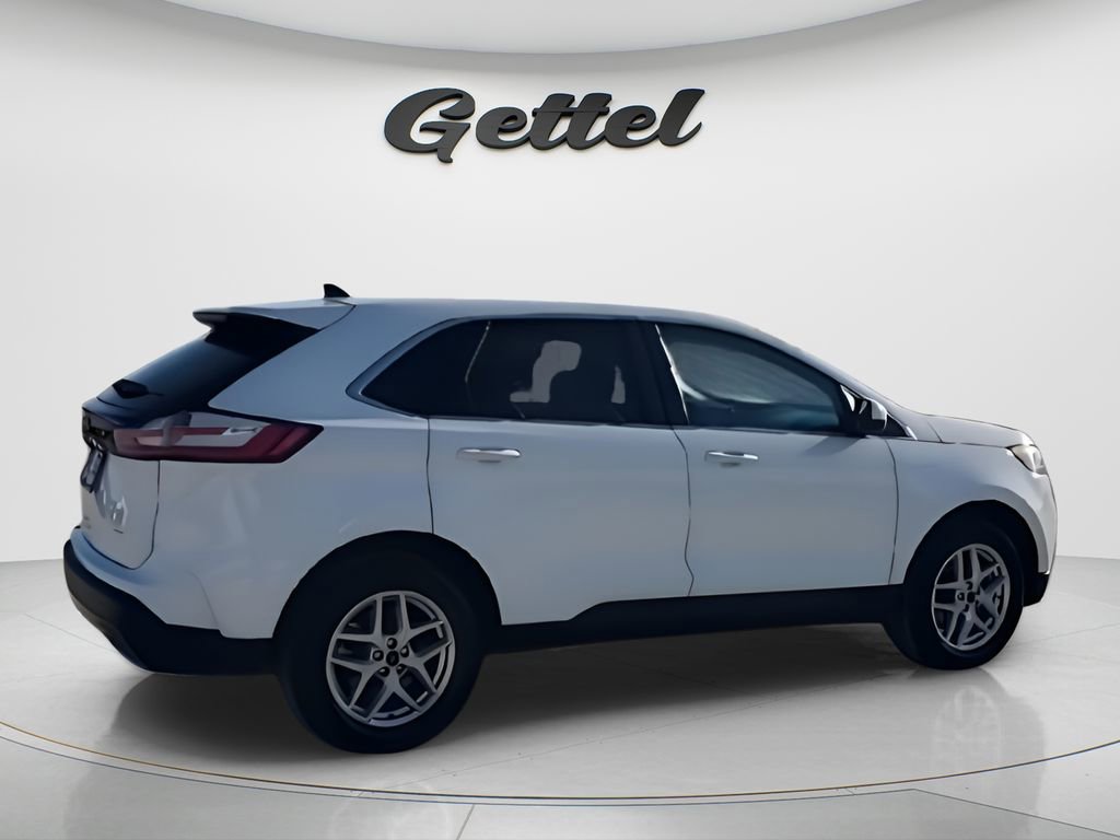 Used 2024 Ford Edge SEL image 8