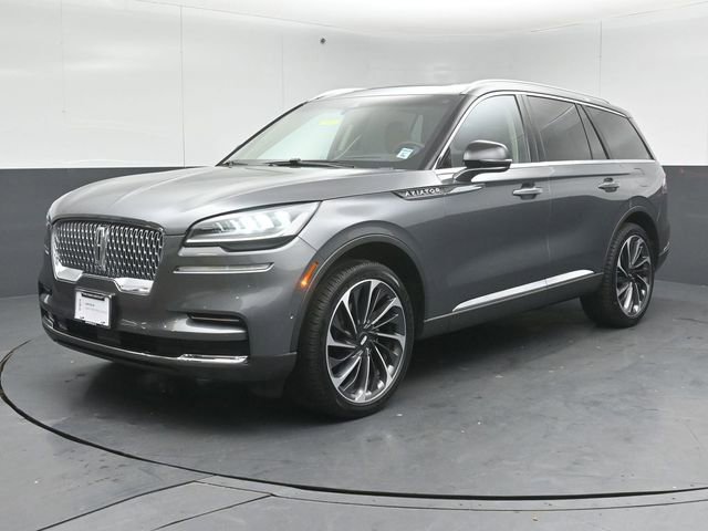 Used 2023 Lincoln Aviator Reserve w/ Equipment Group 201A image 3