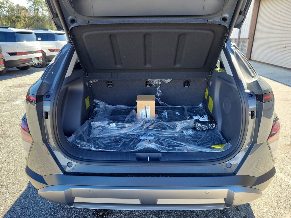 New 2026 Hyundai Kona Limited FWD image 7