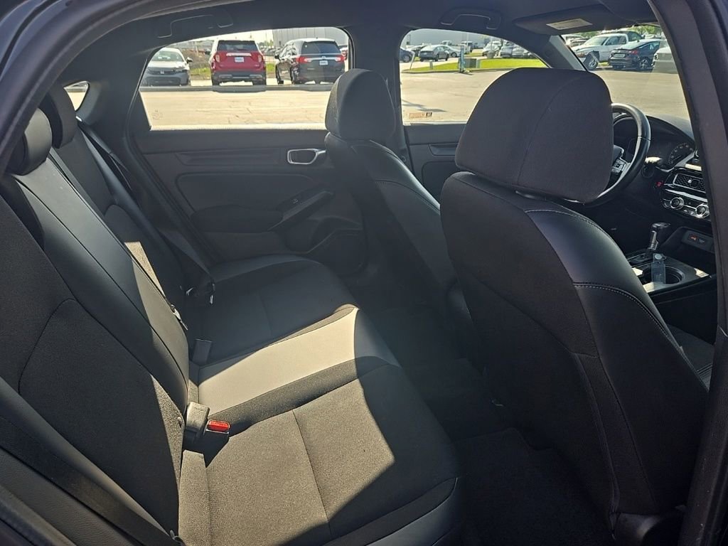 Used 2023 Honda Civic Sport image 29