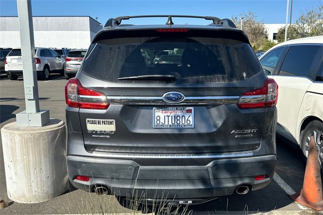 Used 2019 Subaru Ascent Limited w/ Popular Package #3 image 4