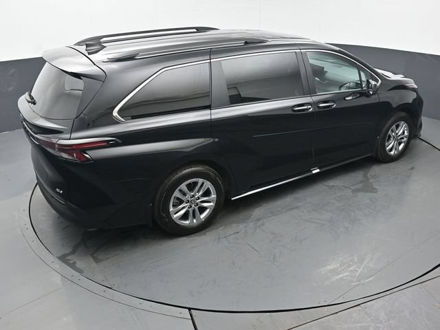 Certified 2026 Toyota Sienna XLE AWD/4WD image 47