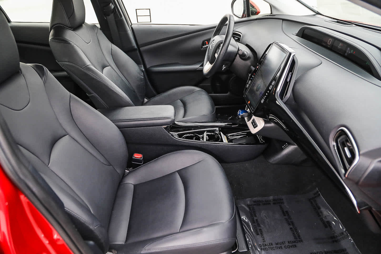 Certified 2017 Toyota Prius Prime Advanced w/ Carpet Mat Package FWD image 16