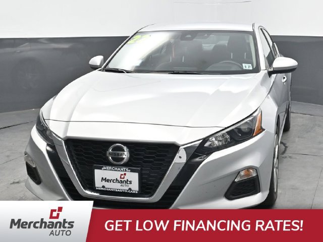 Used 2022 Nissan Altima 2.5 S w/ Driver Assist Package FWD image 2