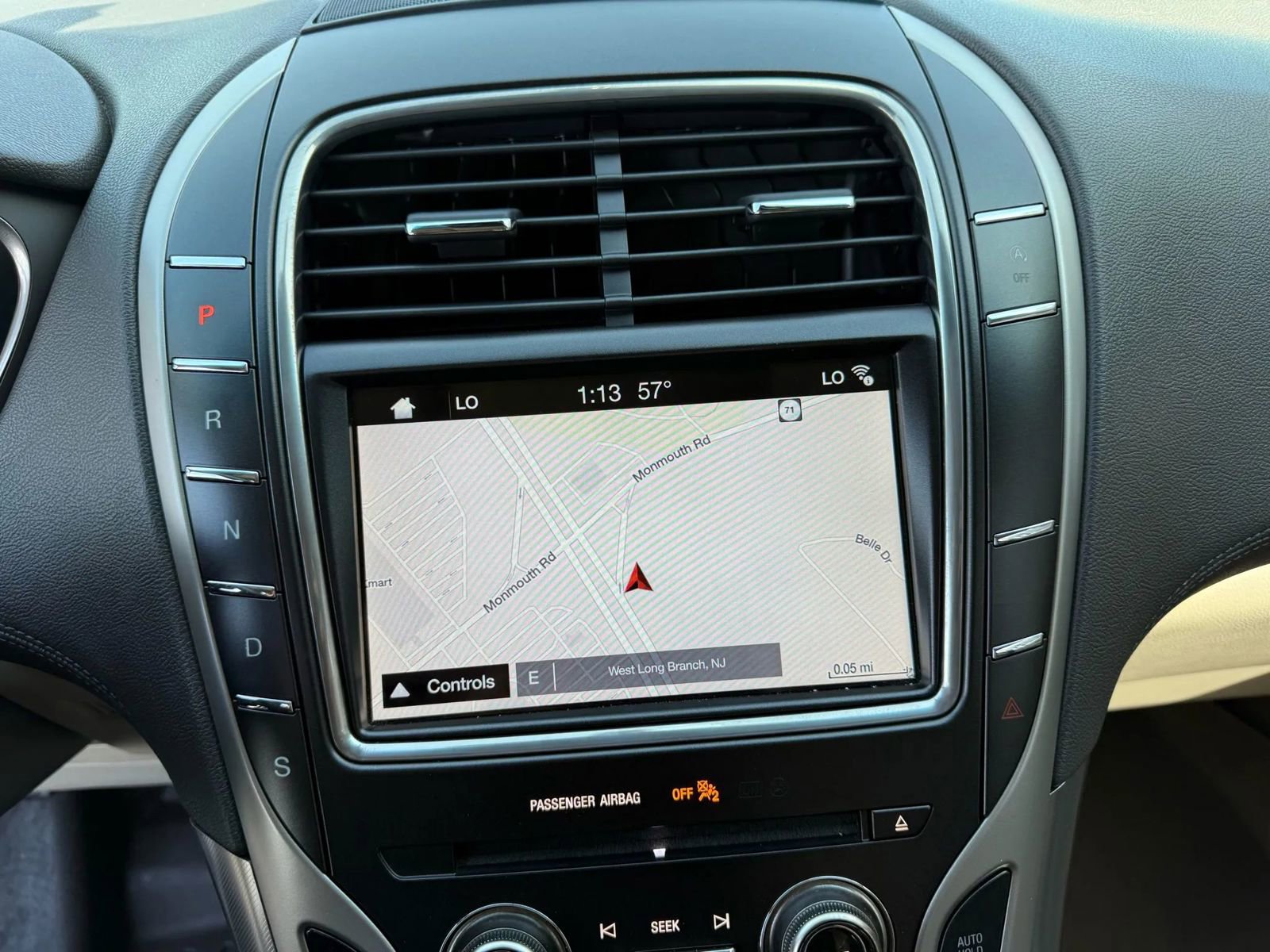 Used 2019 Lincoln Nautilus Select image 23