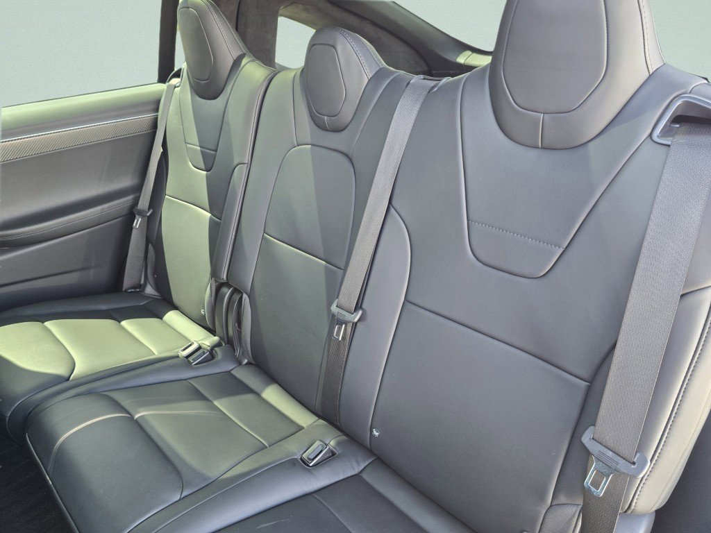 Used 2017 Tesla Model X 100D image 34