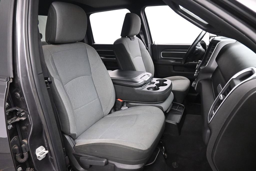 Used 2024 RAM 2500 Big Horn AWD/4WD image 26