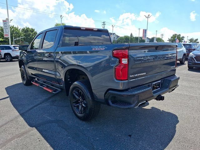 Used 2019 Chevrolet Silverado 1500 Custom Trail Boss w/ Custom Convenience Package AWD/4WD image 4