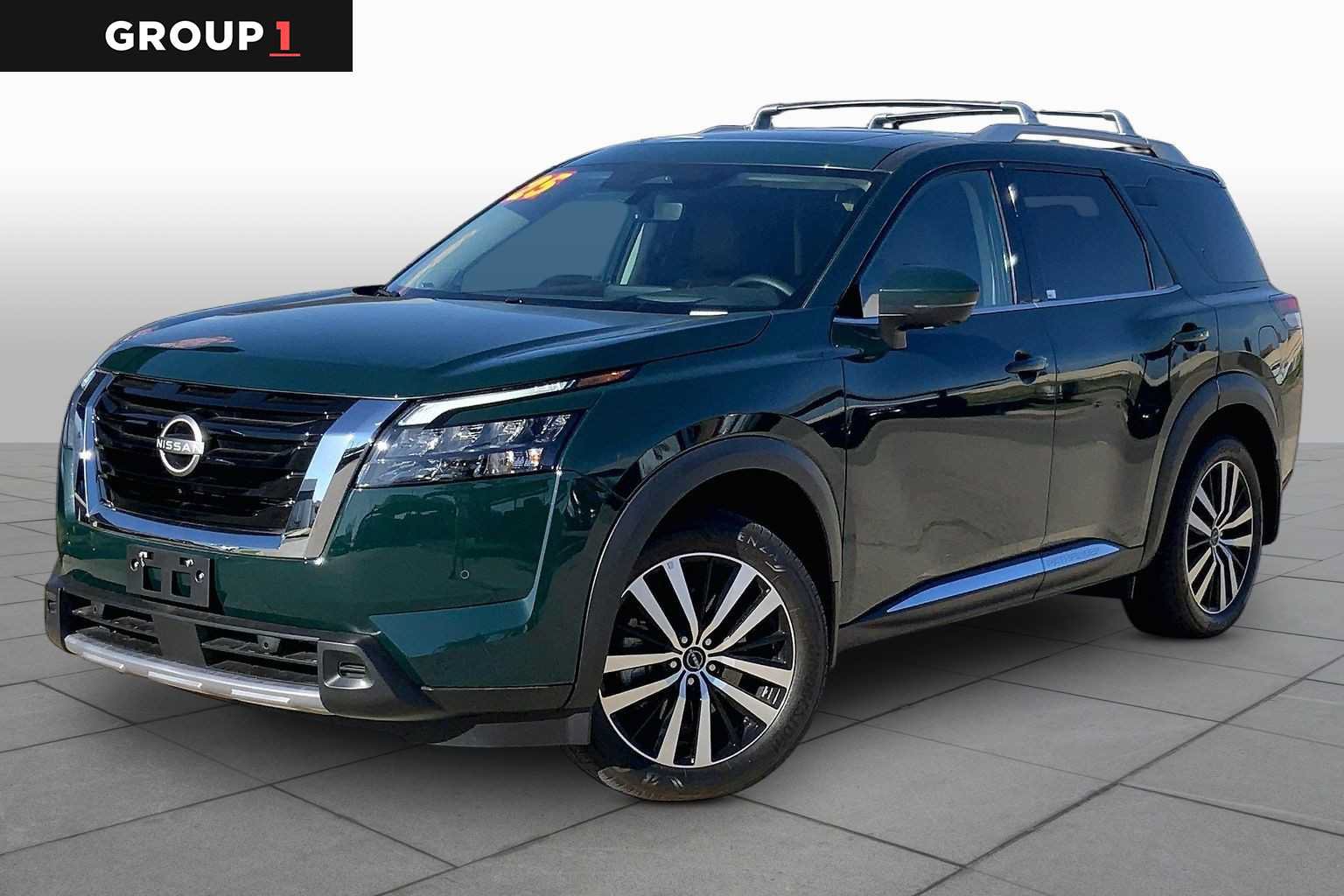 Used 2025 Nissan Pathfinder Platinum w/ Cargo Package FWD image 1
