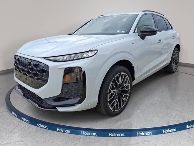 New 2026 Audi Q3 quattro 2.0T AWD/4WD image 1