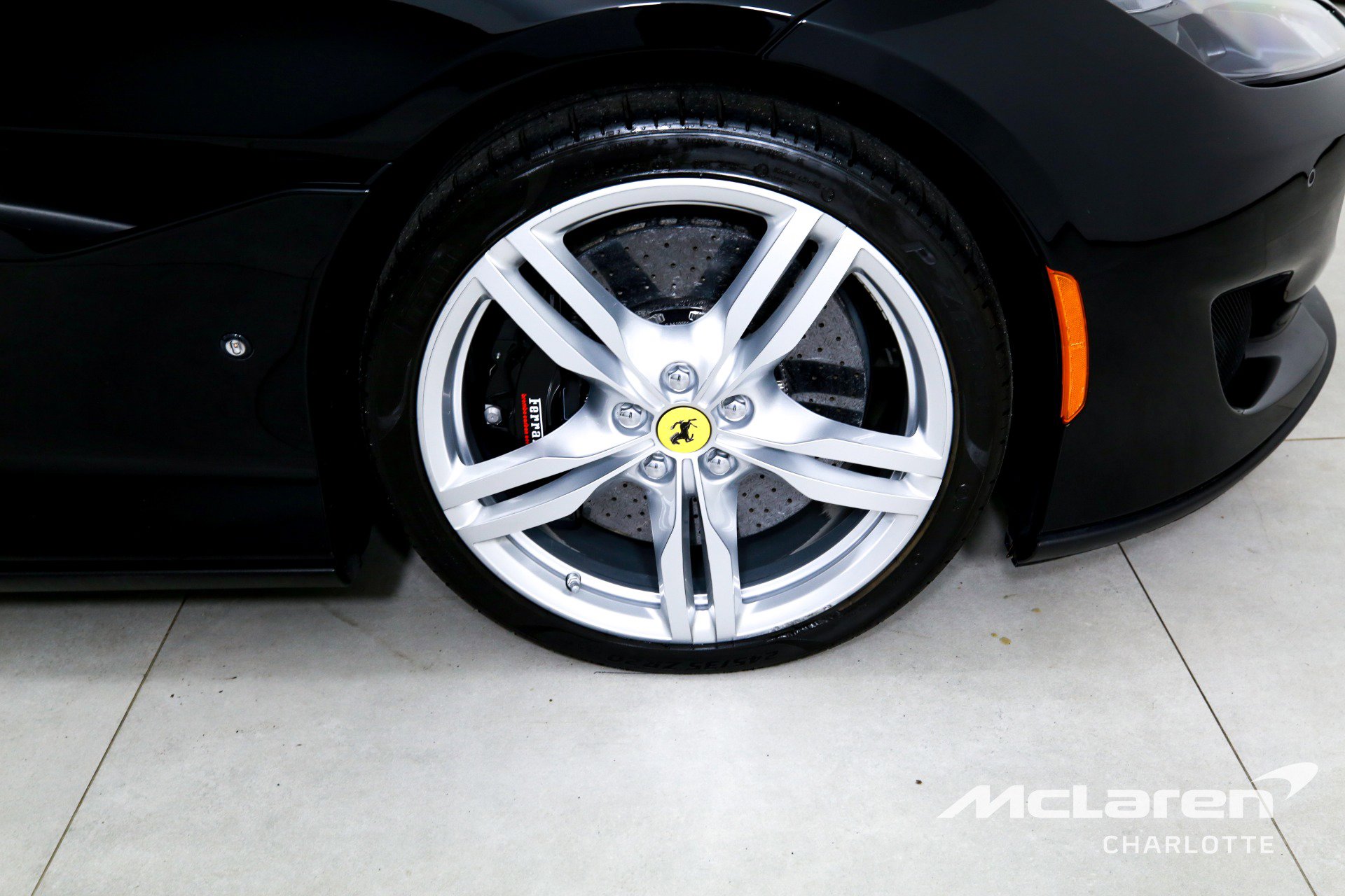 Used 2020 Ferrari Portofino image 28