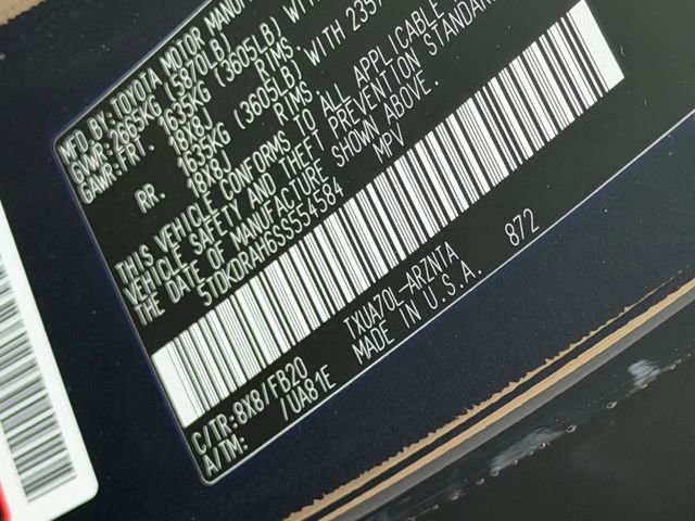 Used 2025 Toyota Highlander LE image 10