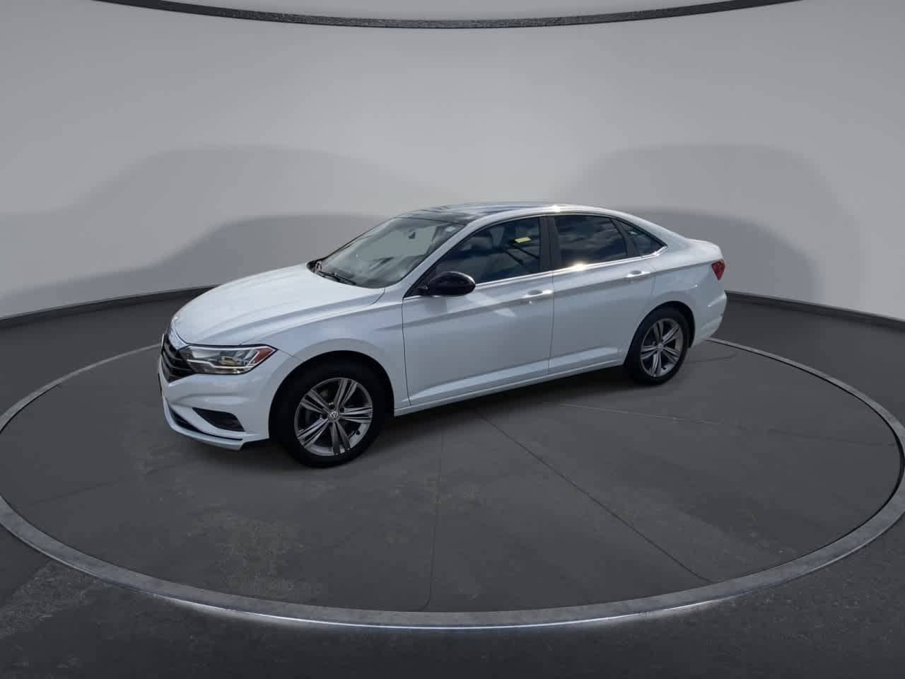 Used 2019 Volkswagen Jetta R-Line FWD image 4