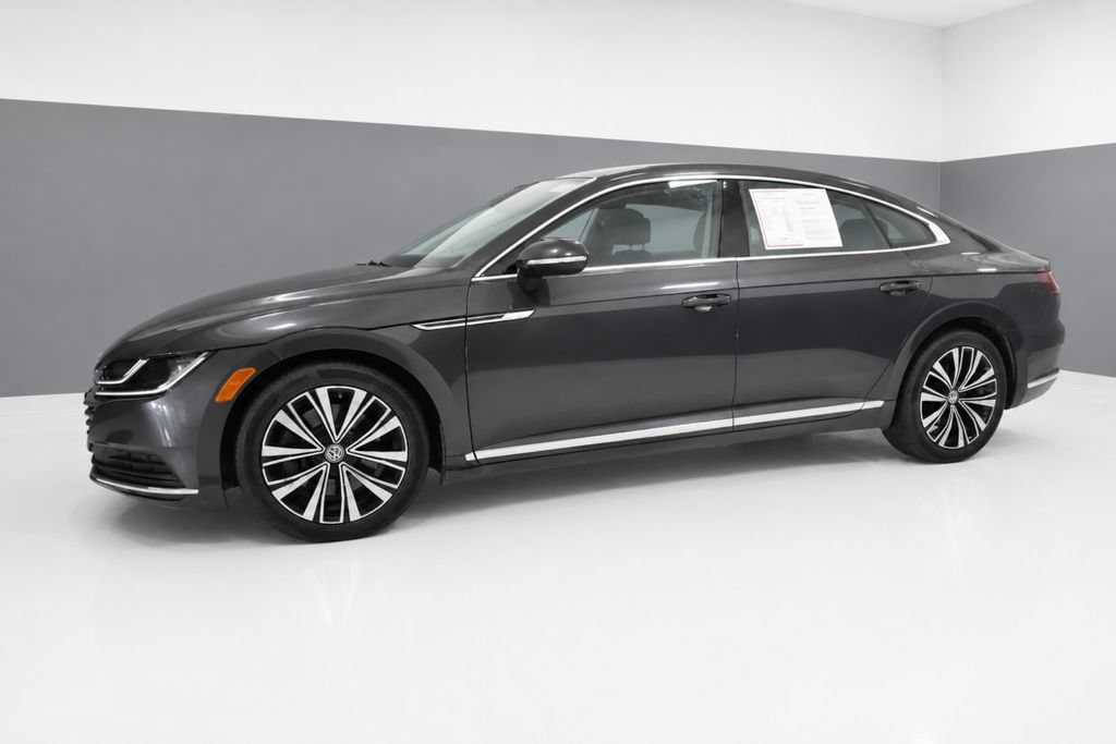 Used 2019 Volkswagen Arteon SE FWD image 2