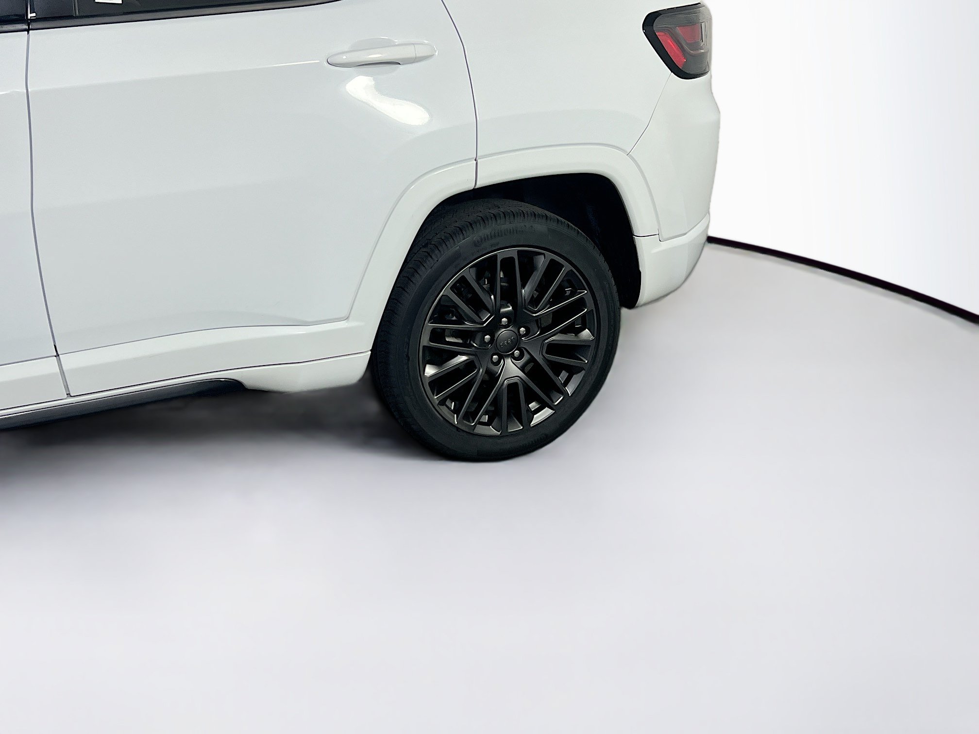 Used 2022 Jeep Compass High Altitude AWD/4WD image 30