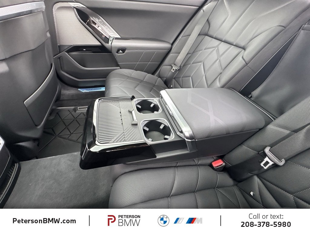 New 2026 BMW 760i xDrive w/ Executive Package image 24