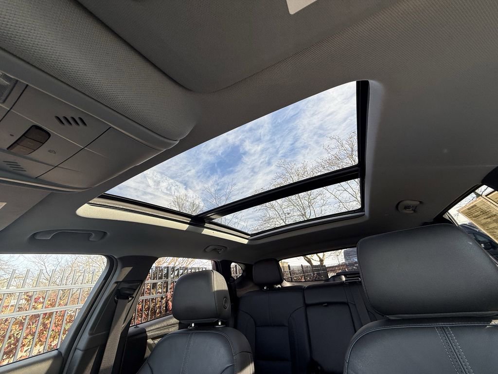 Used 2022 Chevrolet Blazer LT w/ Sound & Technology Package image 28