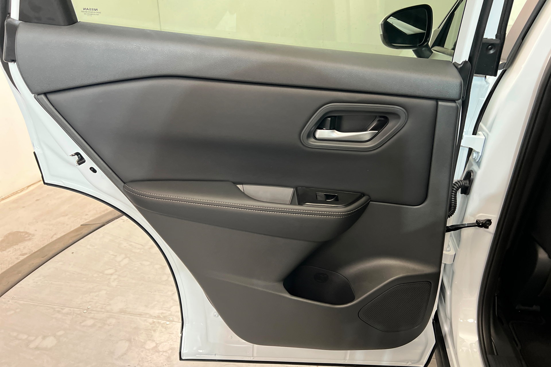 New 2026 Nissan Rogue SV w/ Cold Weather Package AWD/4WD image 18