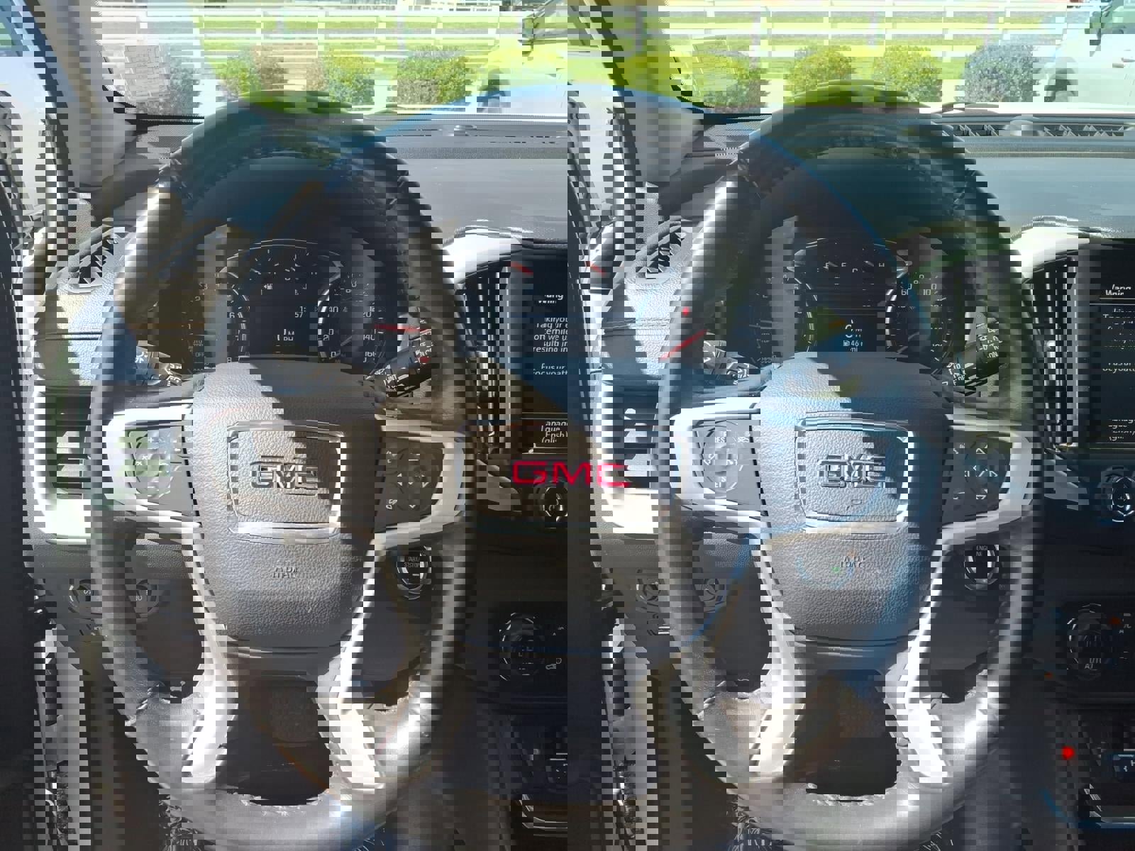 Used 2020 GMC Terrain SLT image 8