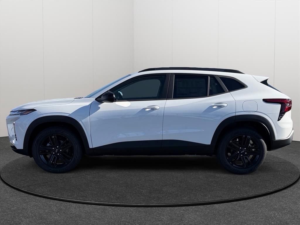 New 2026 Chevrolet Trax ACTIV w/ Driver Confidence Package image 2