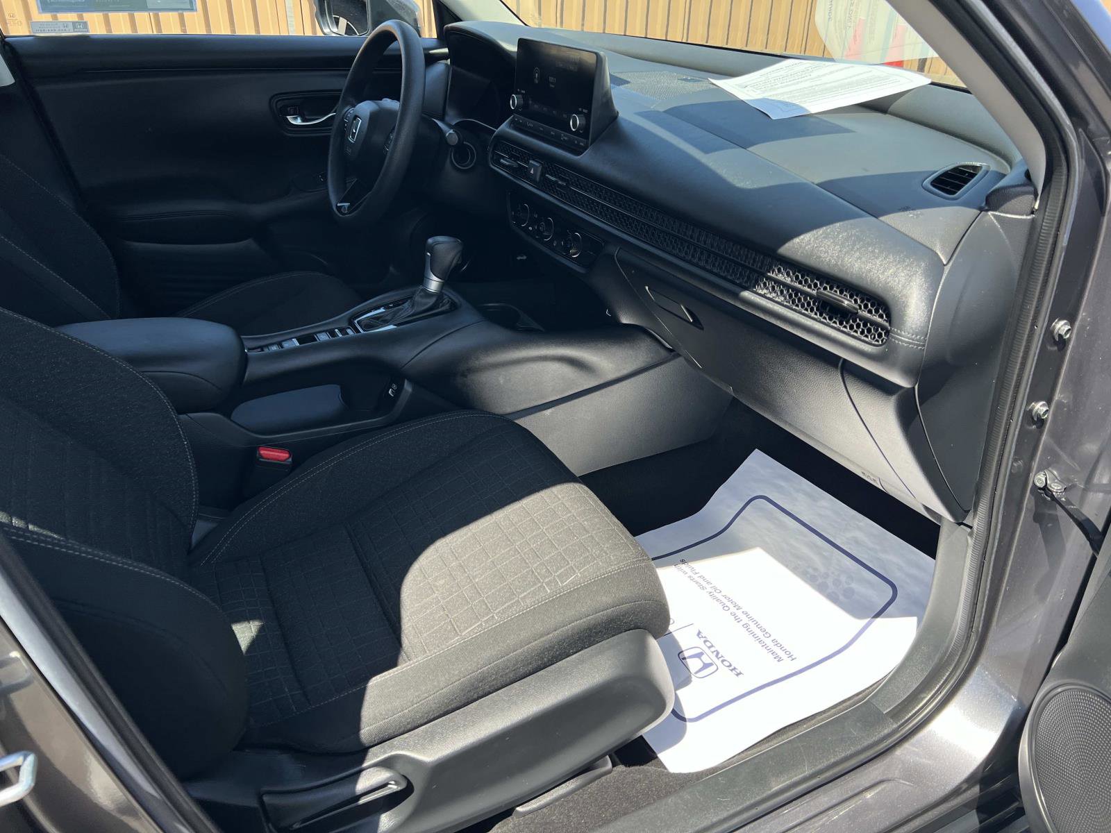 Certified 2023 Honda HR-V LX image 27