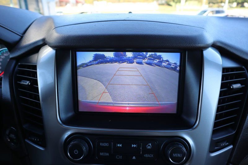 Used 2018 Chevrolet Suburban Premier image 13