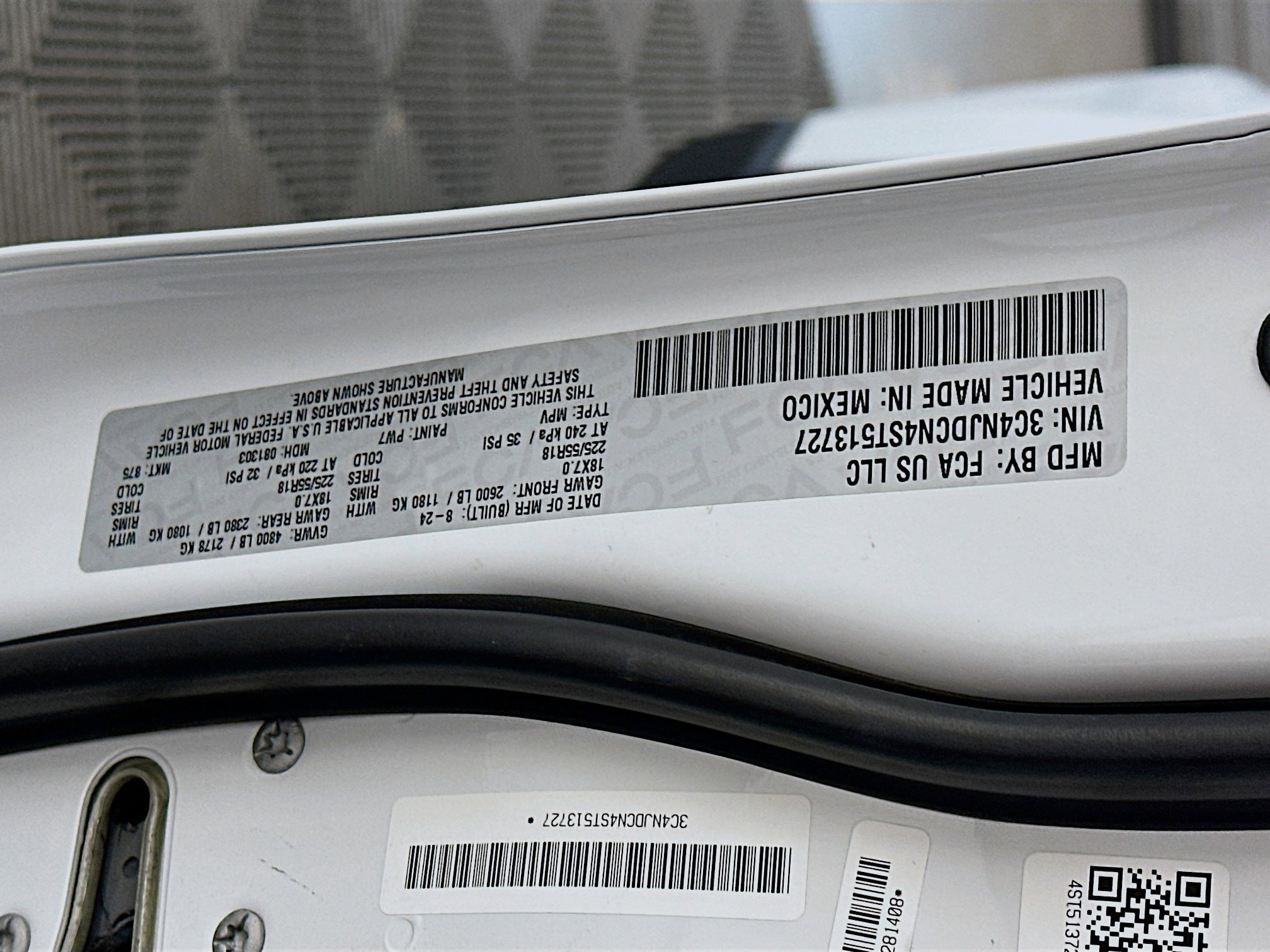 Used 2025 Jeep Compass Limited image 12