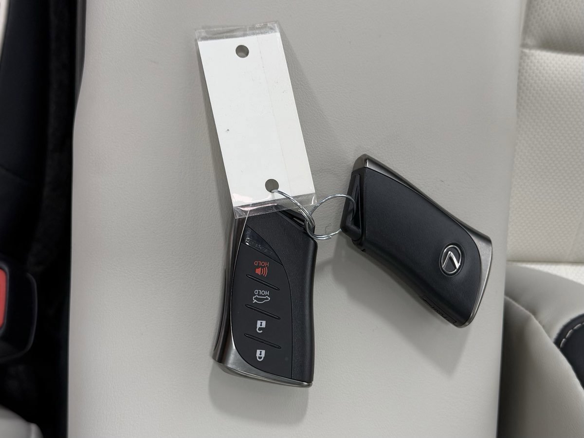 Used 2025 Lexus ES 350 Ultra Luxury image 35