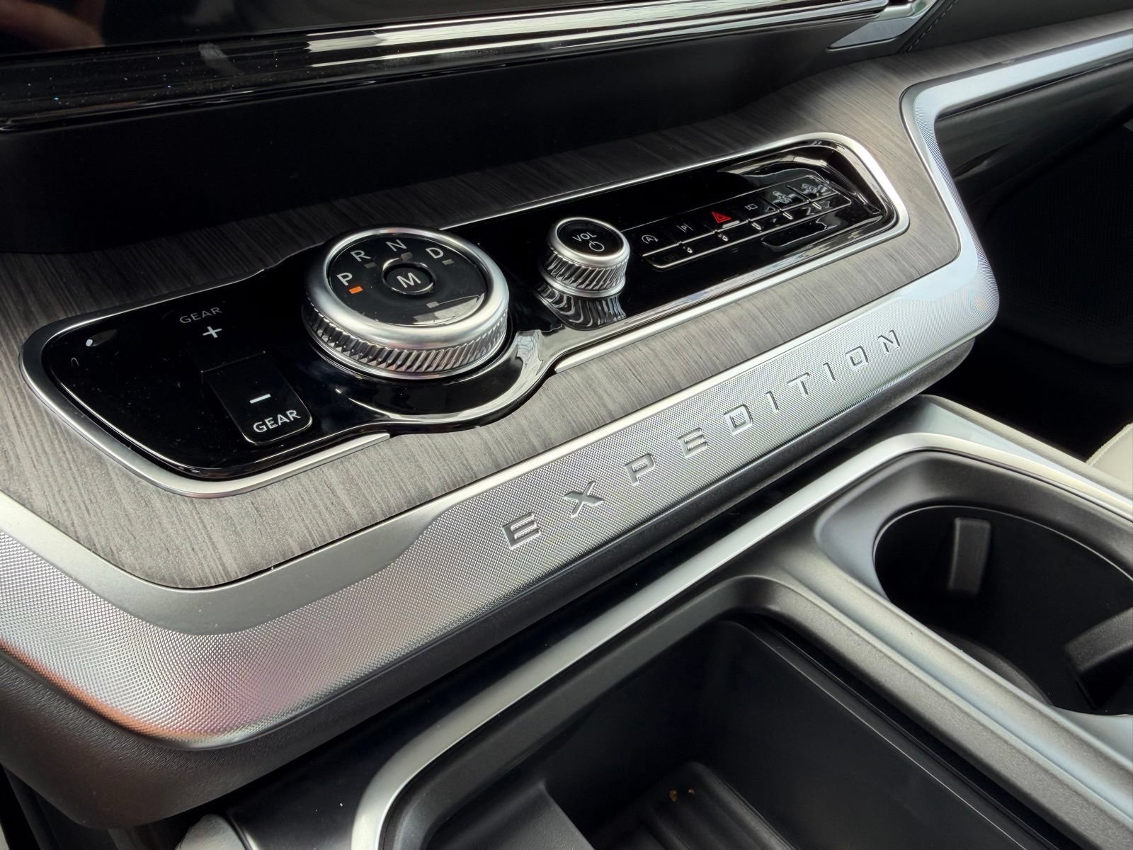 New 2026 Ford Expedition Platinum AWD/4WD image 18