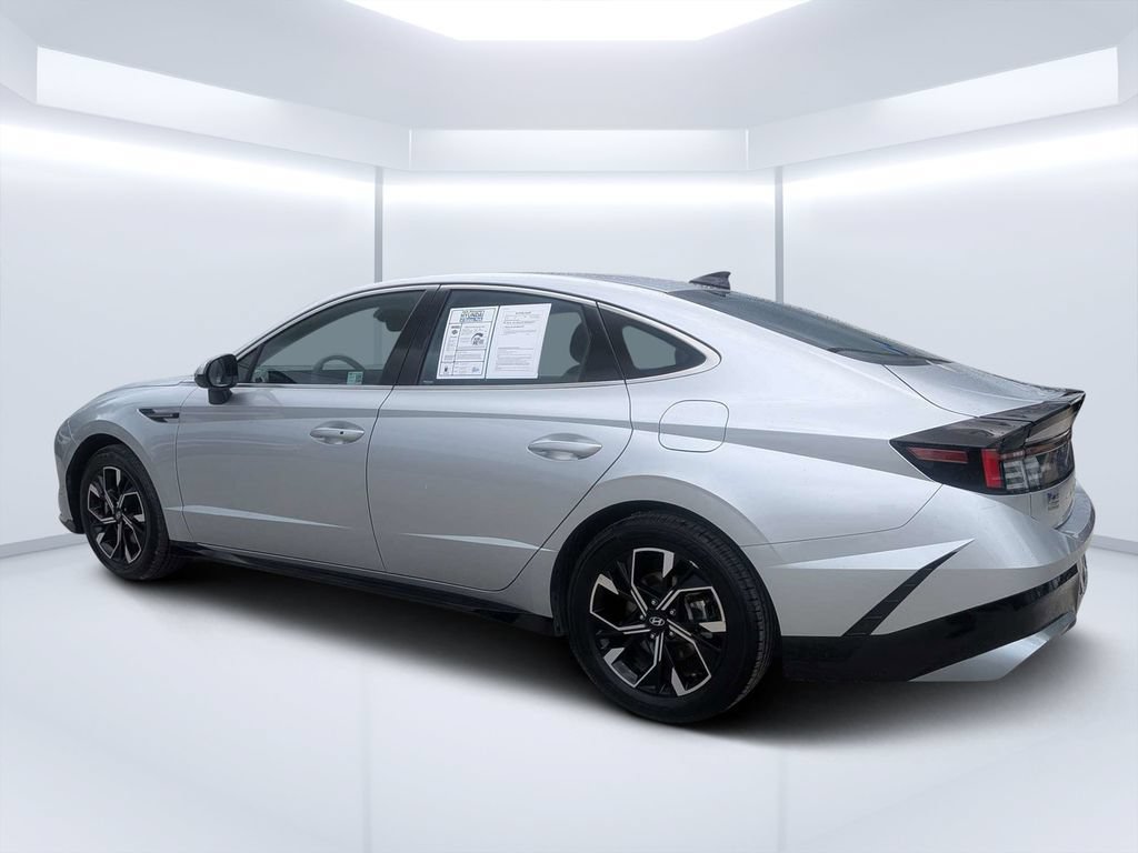 Used 2025 Hyundai Sonata SEL FWD image 6