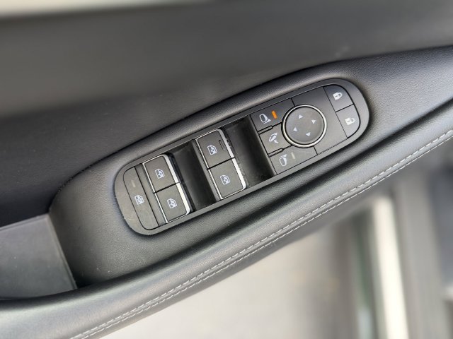 Used 2026 INFINITI QX60 Luxe w/ Cargo Package AWD/4WD image 13