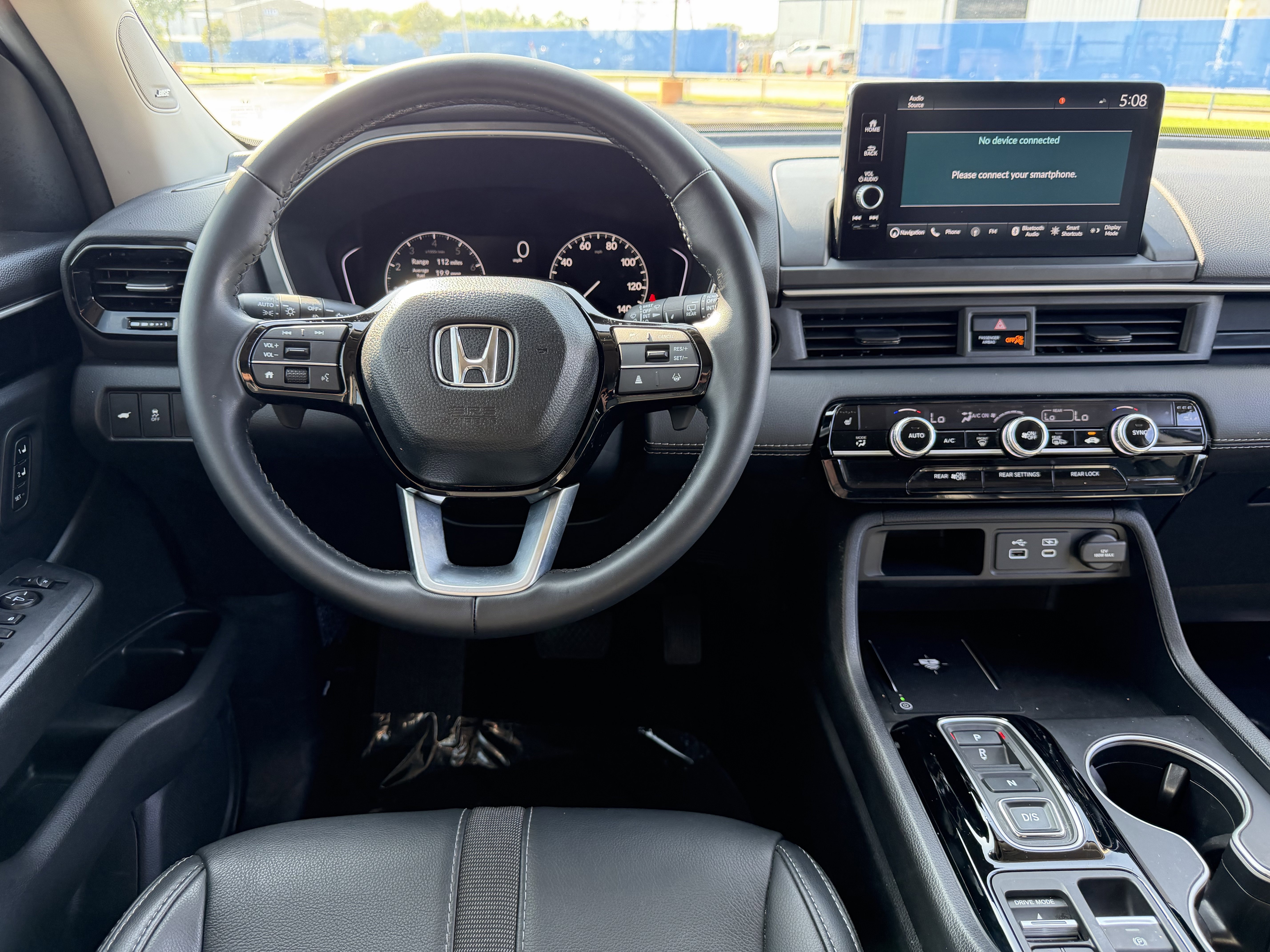 Used 2025 Honda Pilot Touring image 15